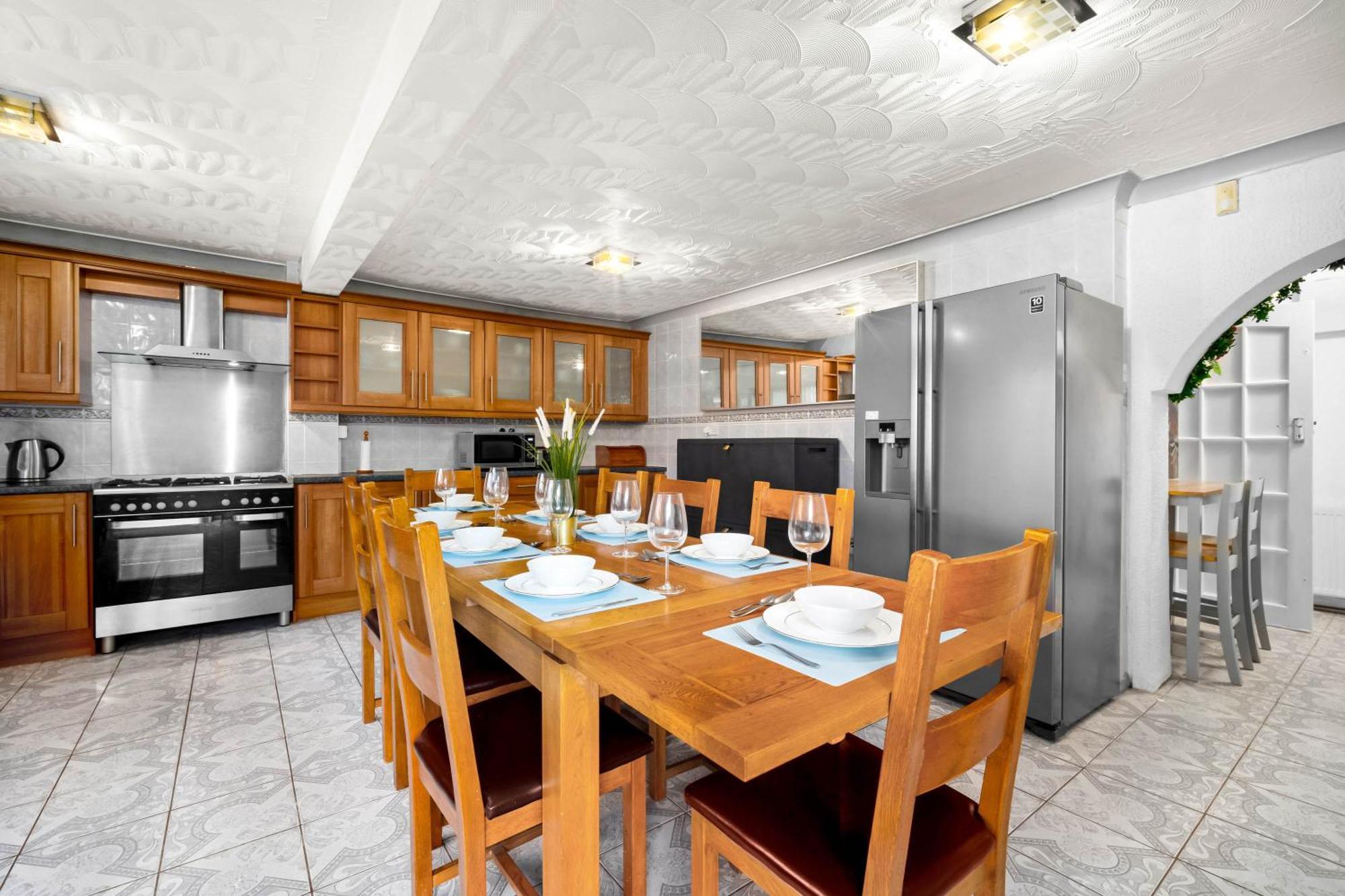 Modern 18 Guest Large Home In Solihull - Near Nec, Jlr, Hs2 And Bhx Birmingham Exteriör bild
